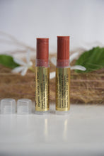 Load image into Gallery viewer, Organic Vanilla Lip Balm (Deep Pink)
